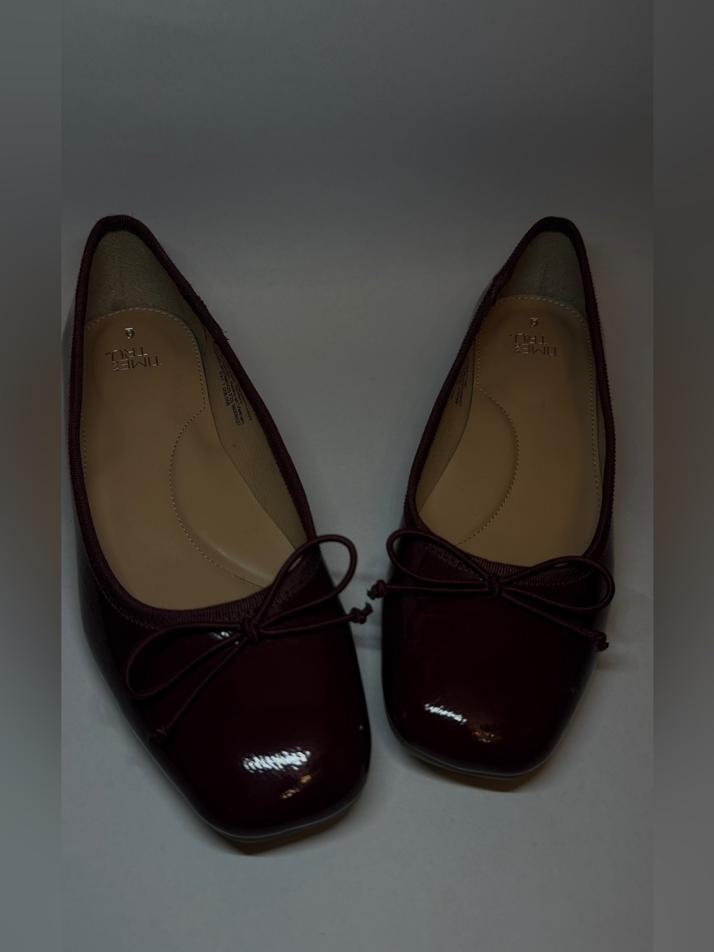 Time and Tru Women's Patent Burgundy Ballet Flats with Bow Trim